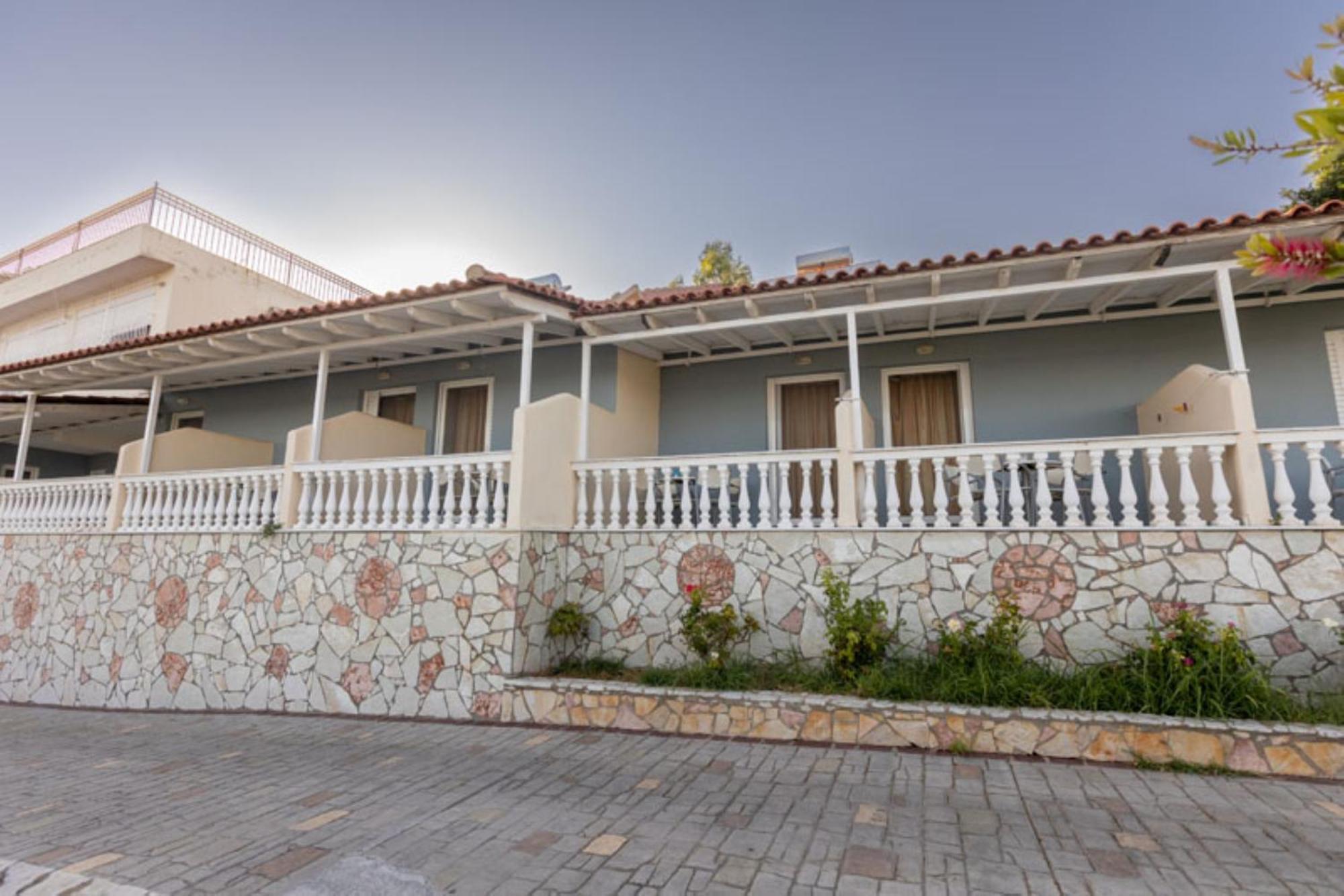 Hotel Pansion Koroni L'Antic Exterior foto